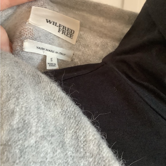 beautiful soft and stylish cardigan for any occasion - Picture 3 of 3